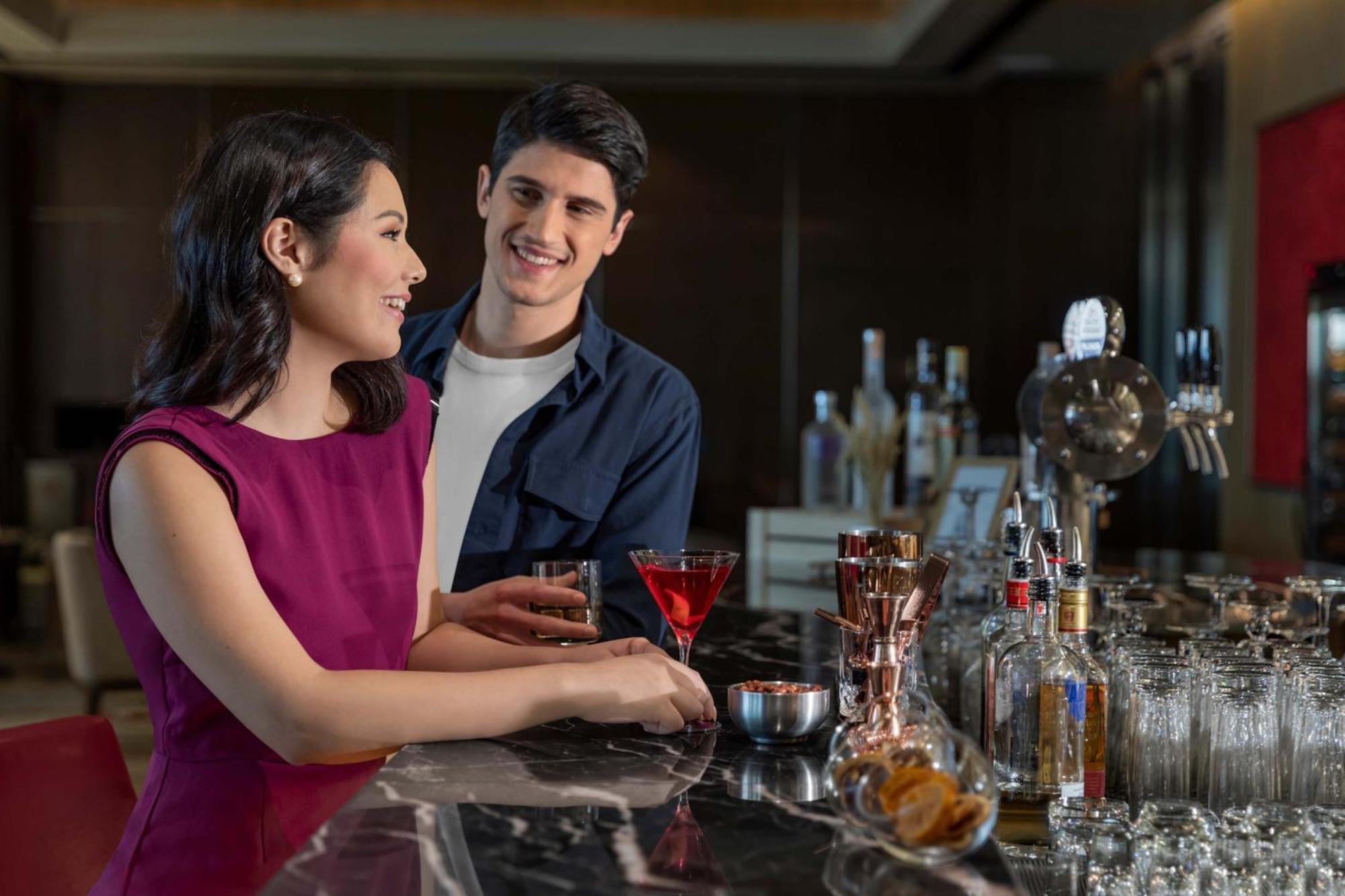 Sheraton Manila Hotel At Newport World Resorts Пасай Екстериор снимка